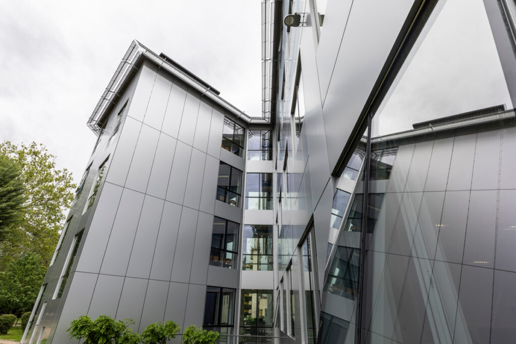Campus_bassini_politecnico_esterno_6