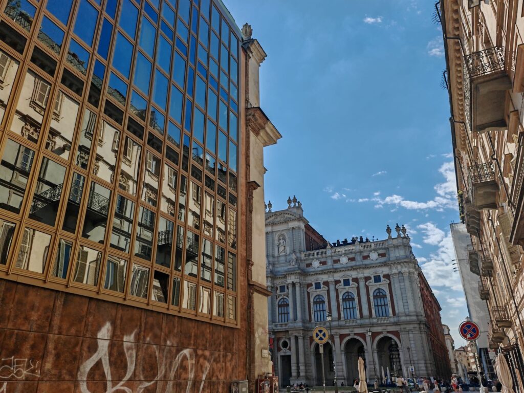 1 Torino - Biblioteca Universitaria